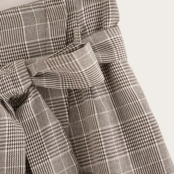 GRAY plaid midi length skirt bow NEW NEVER WORN❤️ - Picture 3 of 4